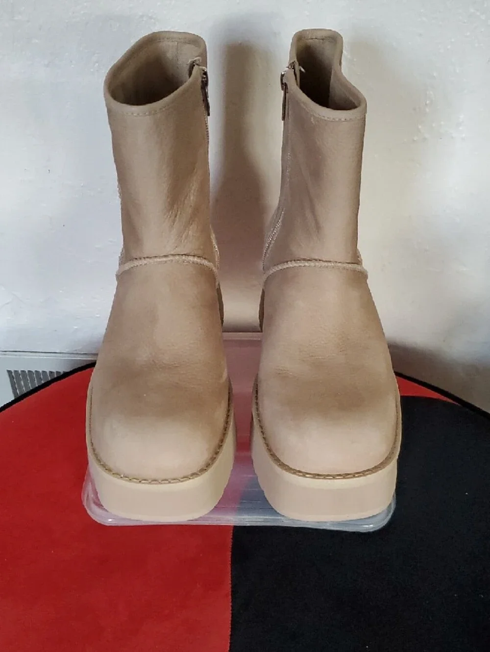 UGG Cityfunc Nubuck Leather Platform Boots In Sand Size 8